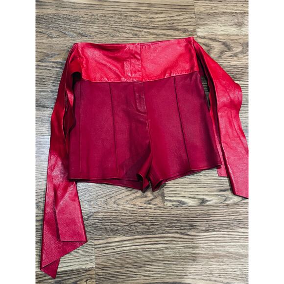 VALENTINO Garavani Red Bow-Detailed Leather Shorts size EU 38 - Picture 11 of 12